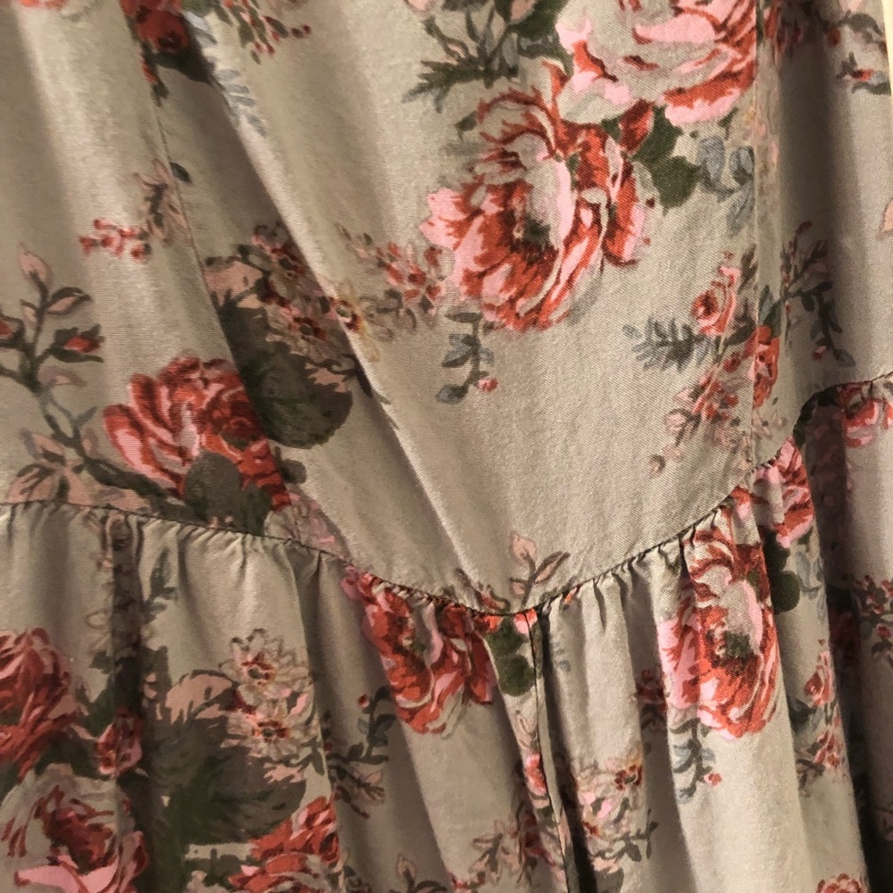 Olive green floral romper - Picture 3 of 5